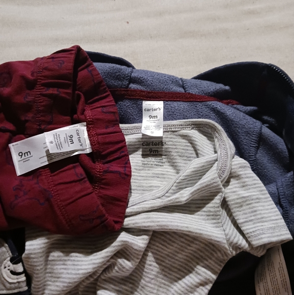 Carter's Baby Boy 3-Piece Outfit - Hoodie, Striped Onesie, and Dino Joggers - Picture 2 of 3